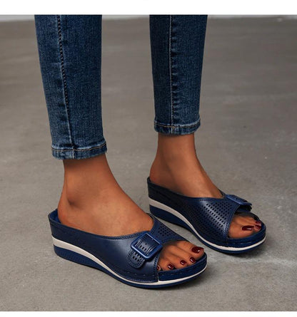 Soft Footbed Arch-Support Leather Sandals